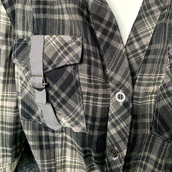 Brown Plaid Utility Button Up Top Size Small - Picture 4 of 11
